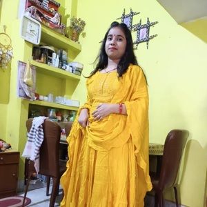 Meet your Posher, Karina